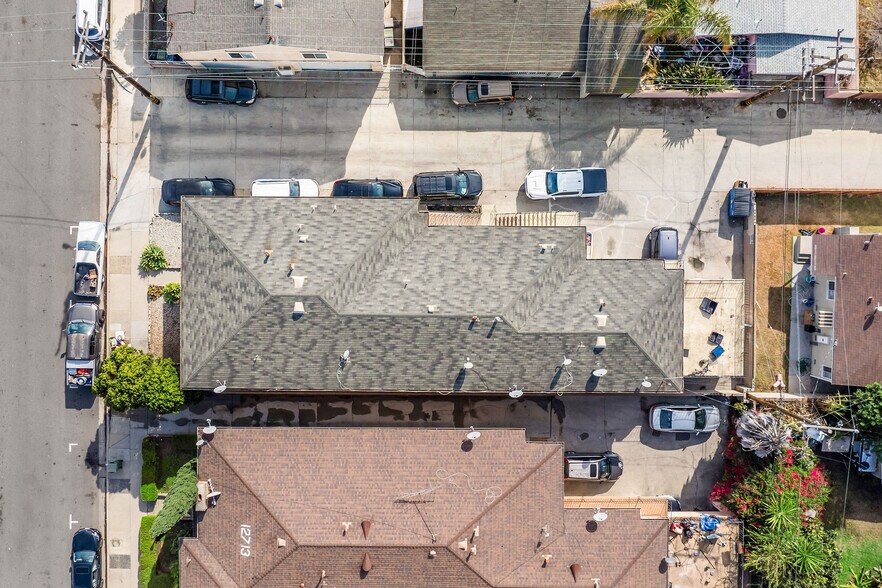 More Photos Of 12717 Cranbrook Ave, Hawthorne Apartments For Sale