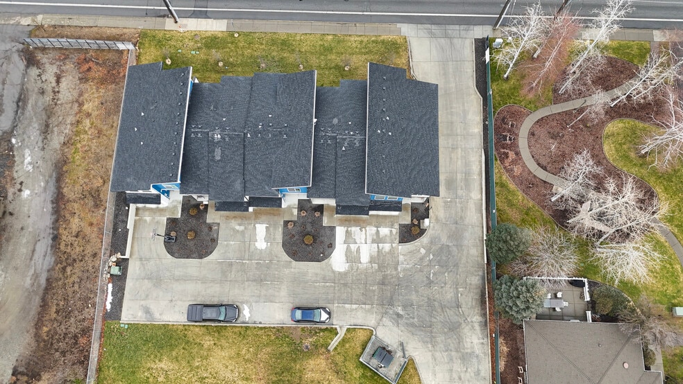 More Photos Of 12402 E Broadway Ave, Spokane Valley Apartments For Sale