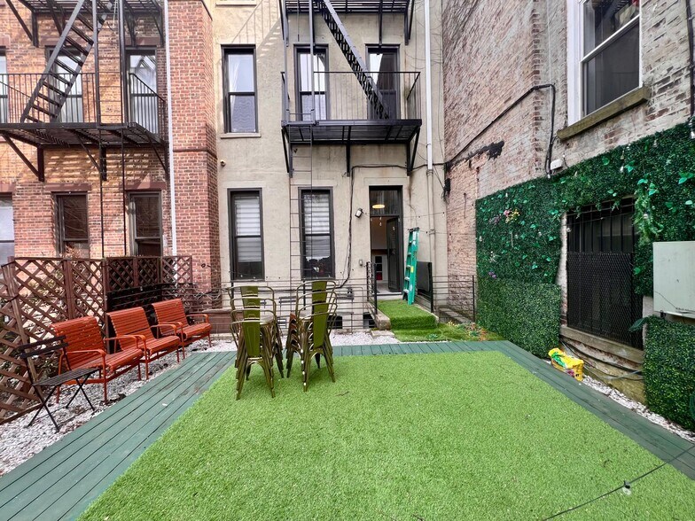 More Photos Of 1158 Bedford Ave, Brooklyn Storefront Retail Residential For Lease