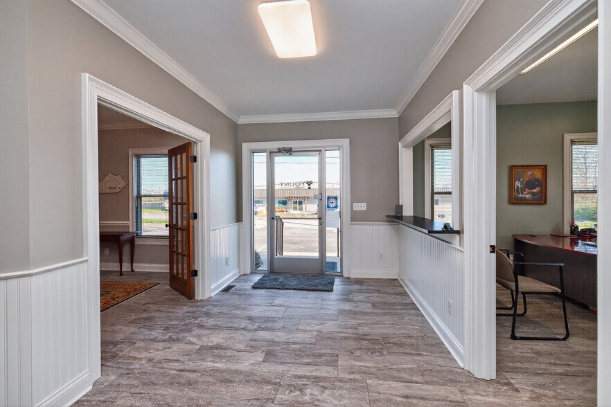 More Photos Of 446 Roy Arnold Blvd, Danville Industrial For Sale