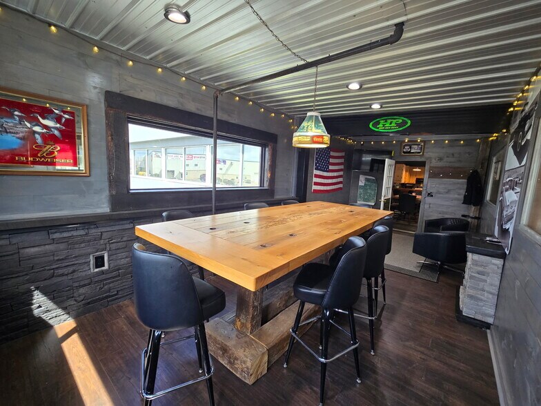 More Photos Of 750 Industrial Dr, Clare Warehouse For Sale