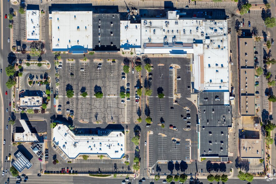 More Photos Of 4401-4605 San Mateo Blvd NE, Albuquerque Unknown For Lease