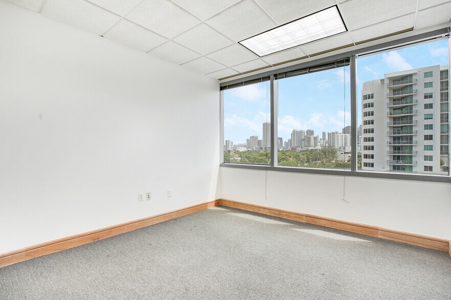 More Photos Of 2121 SW 3rd Ave, Miami Office For Lease
