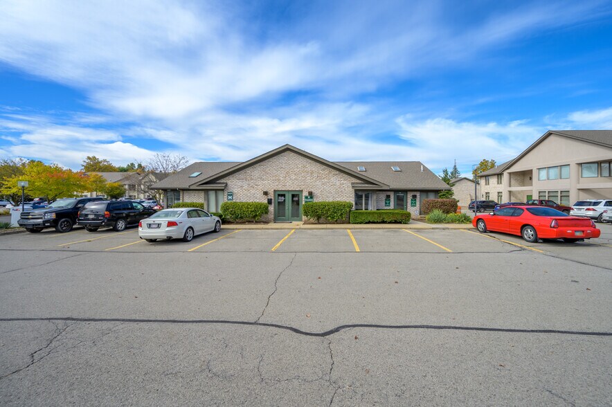 More Photos Of 755 Boardman Canfield Rd, Boardman Medical For Lease