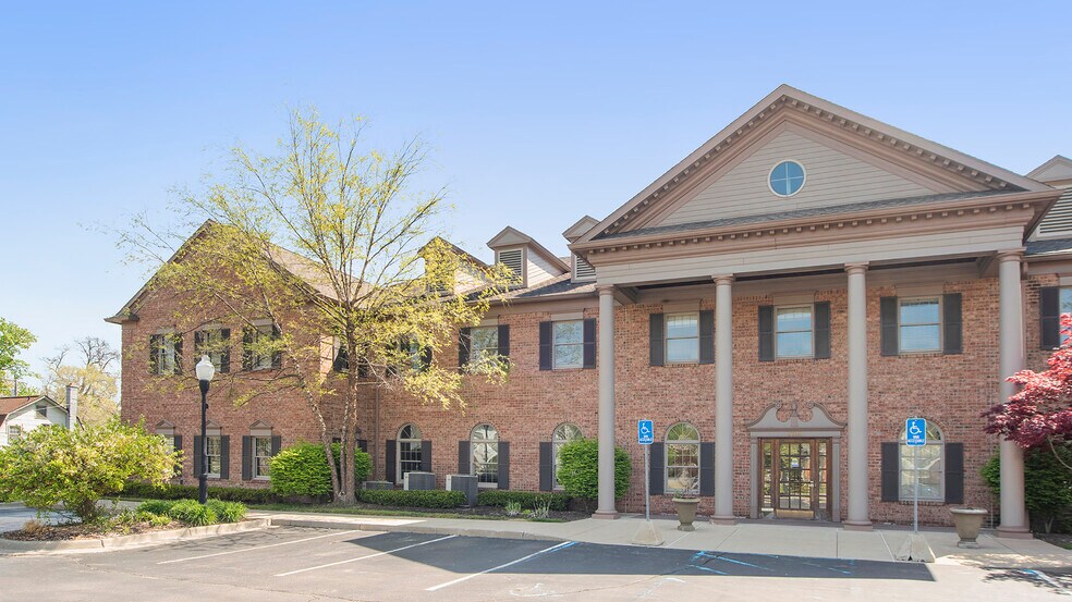 More Photos Of 705 S Main St, Plymouth Medical For Lease