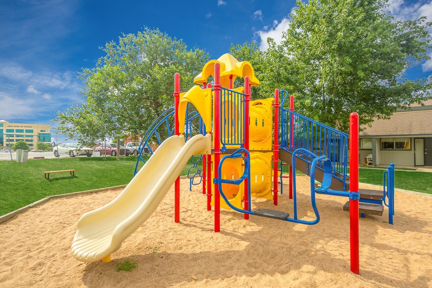 More Photos Of 1311 N Ash Pl, Owasso Apartments For Sale