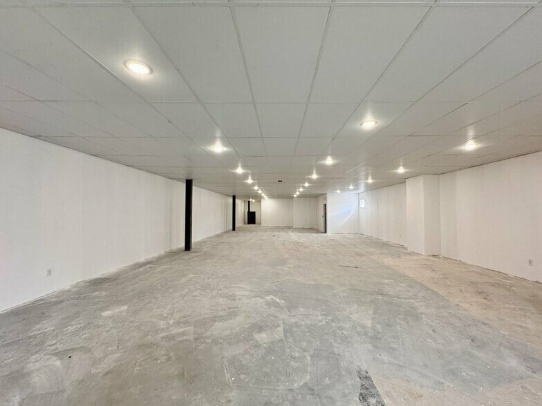 More Photos Of 204-206 E Lincoln Hwy, Coatesville Restaurant For Sale