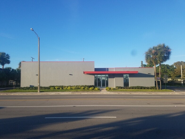 More Photos Of 1921 Pembroke Rd, Hollywood Warehouse For Lease