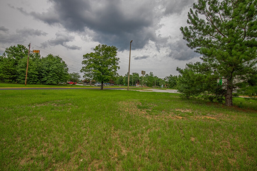More Photos Of 9055 Fairforest Rd, Spartanburg Land For Sale