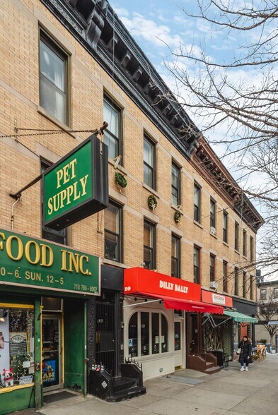 More Photos Of 626 Vanderbilt Ave, Brooklyn Apartments For Sale