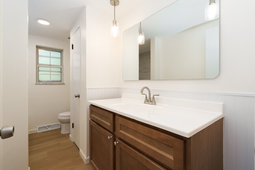 More Photos Of 210 Anderson Ln, Belleville Multifamily For Sale