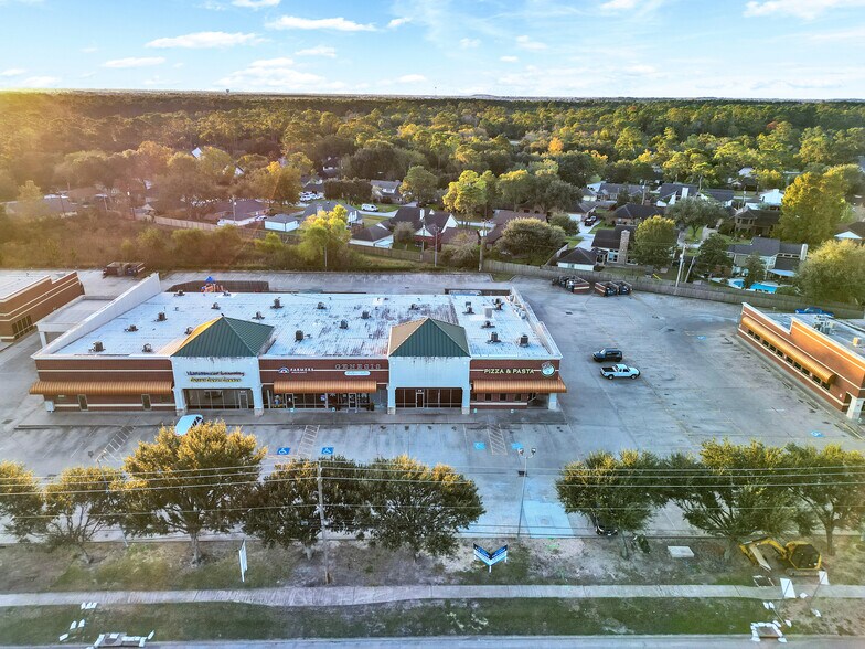 More Photos Of 630-650 FM 517 Rd W, Dickinson Storefront Retail Office For Lease