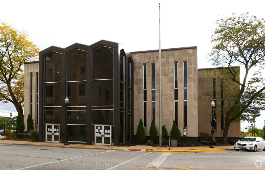 More Photos Of 1 E Benton St, Aurora Office For Lease