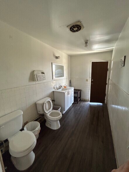 More Photos Of 3845 Stobbs Way, Jurupa Valley Storefront Retail Office For Lease