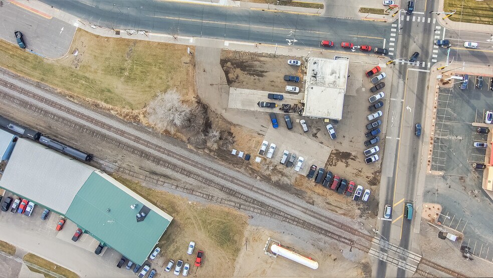 More Photos Of 309 1st Ave E, Cambridge Auto Dealership For Sale