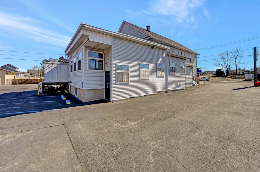 More Photos Of 291 Main St, Eynon Restaurant For Sale