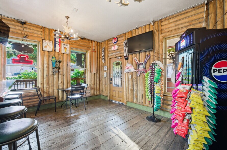 More Photos Of 589 Main St, Placerville Restaurant For Sale