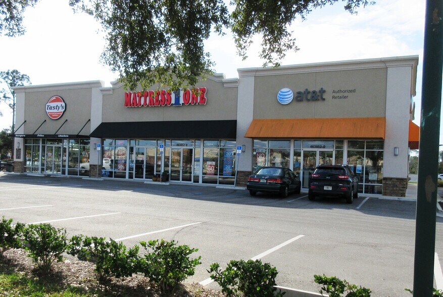 More Photos Of 463852 Sr-200, Yulee General Retail For Lease