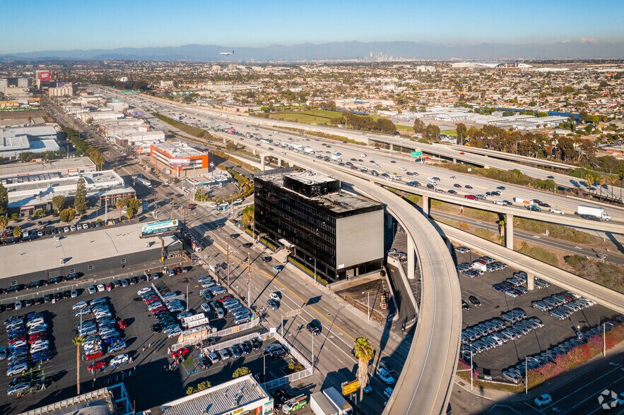 More Photos Of 11222 S La Cienega Blvd, Inglewood Office For Lease