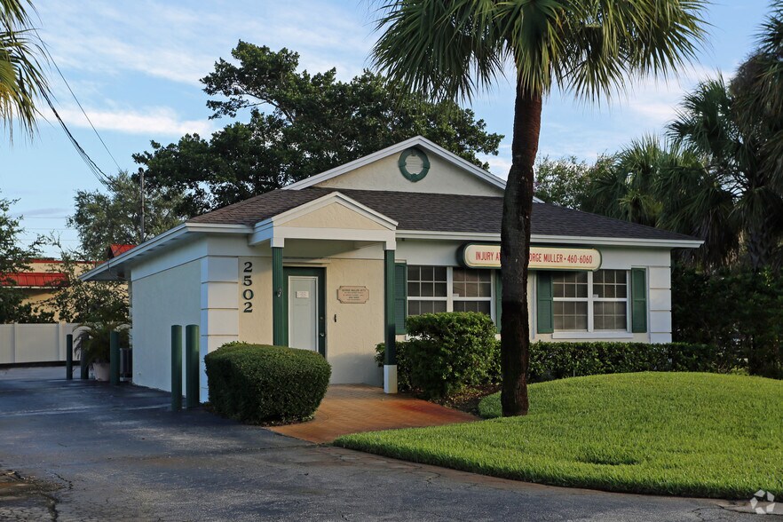 More Photos Of 2502 Acorn St, Fort Pierce Medical For Lease