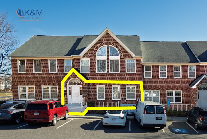 More Photos Of 9693-9697 Main St, Fairfax Medical For Sale
