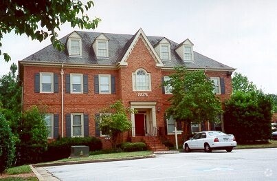 More Photos Of 1125 Cambridge Sq, Alpharetta Loft Creative Space For Sale