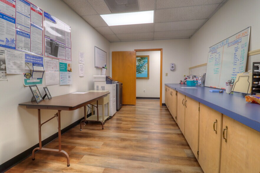 More Photos Of 2715 Oak St, Jacksonville Medical For Sale