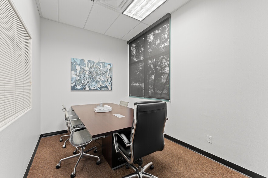 More Photos Of 139 E Warm Springs Rd, Las Vegas Office For Sale