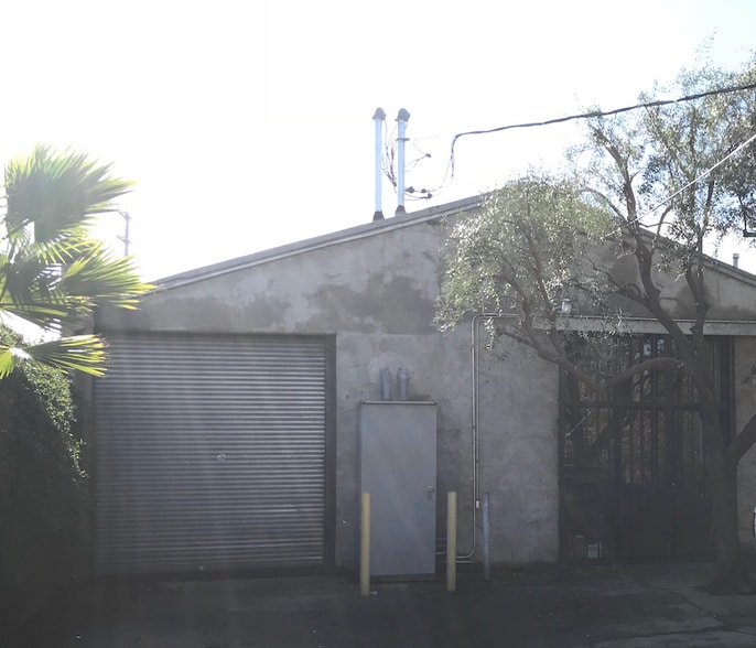 More Photos Of 1330 Willow St, Los Angeles Flex For Lease