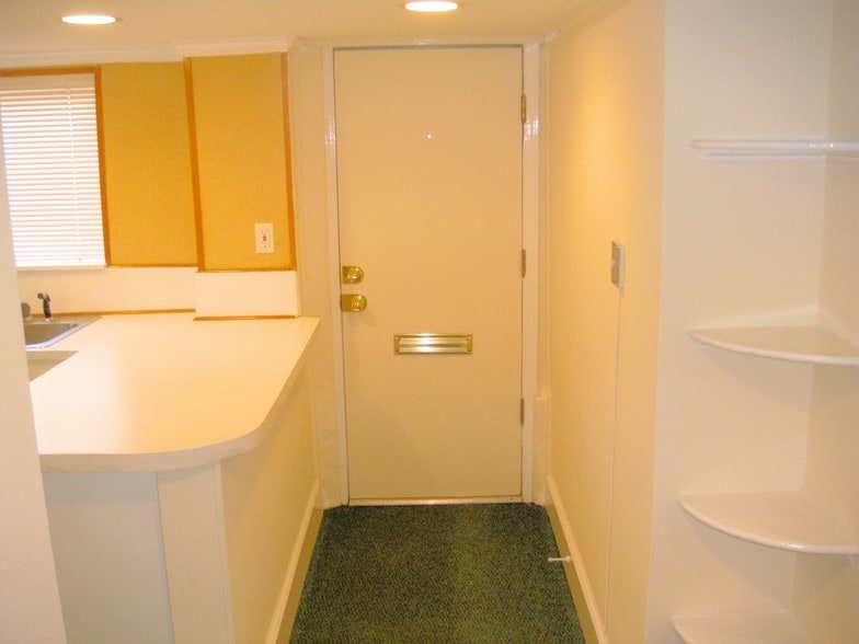 More Photos Of 422 St Marys St, Raleigh Coworking Space