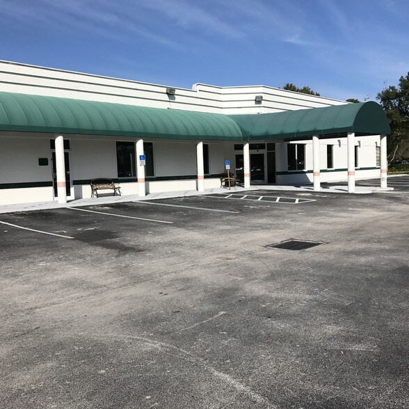 More Photos Of 1801 S 23rd St, Fort Pierce Medical For Lease