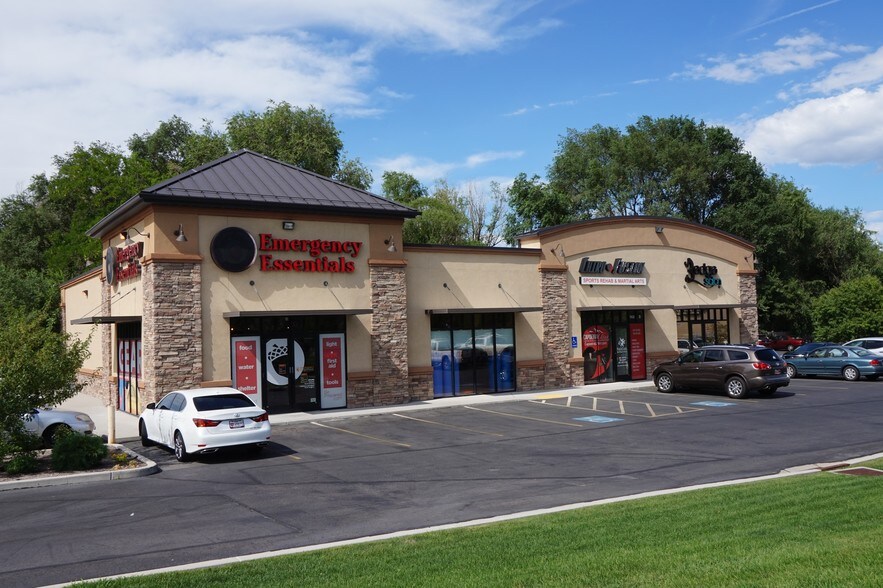 More Photos Of 968 W South Jordan Pky, South Jordan Freestanding For Lease