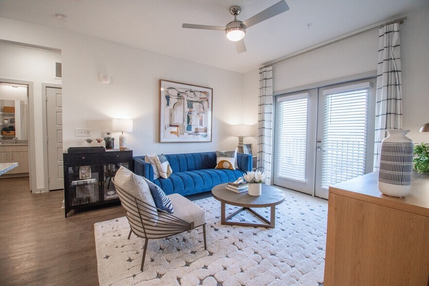 More Photos Of 234 E Mitchell Hammock Rd, Oviedo Apartments For Lease