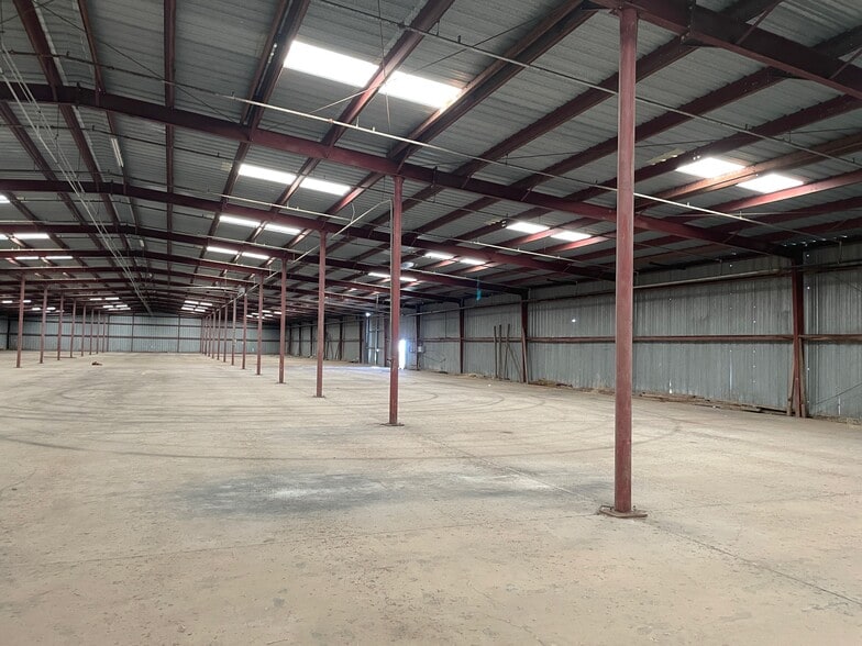 More Photos Of 375 Compress, Las Cruces Warehouse For Sale