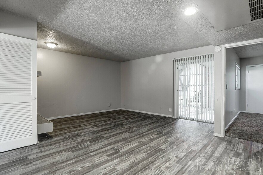 More Photos Of 3218 S 93rd East Ave, Tulsa Apartments For Sale