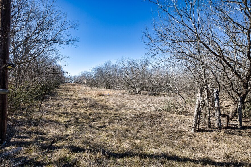 More Photos Of 7317 Old Lockhart Hwy, Buda Land For Sale