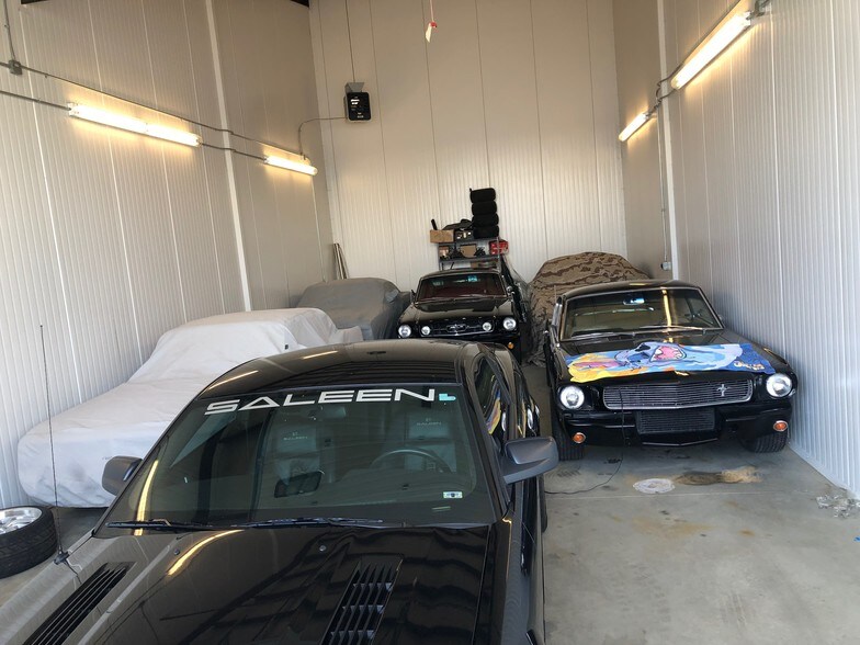 More Photos Of 3656 Stagecoach Rd, Longmont Warehouse For Sale