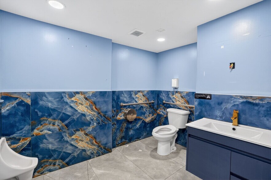 More Photos Of 45 NW 22nd Ave, Miami Restaurant For Lease