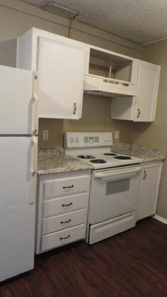 More Photos Of 1301 Pine St, Texarkana Apartments For Sale