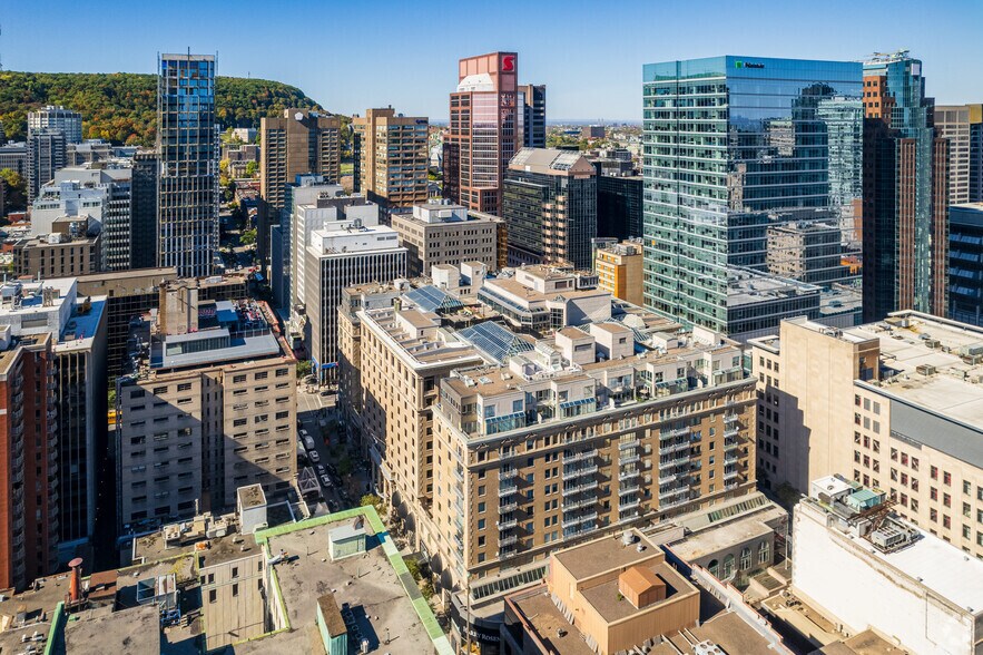 More Photos Of 1555 Rue Peel, Montréal Office For Lease