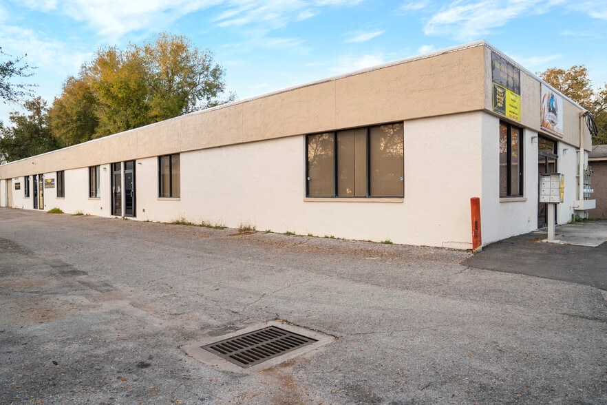 More Photos Of 1209 W Brandon Blvd, Brandon Auto Repair For Sale