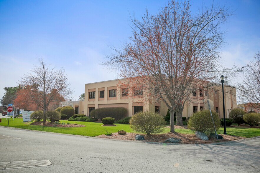 More Photos Of 890 East St, Tewksbury Light Manufacturing For Sale