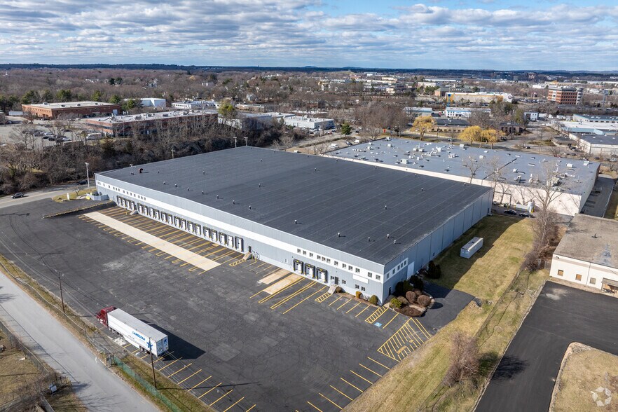 More Photos Of 485 Wildwood Ave, Woburn Warehouse For Lease
