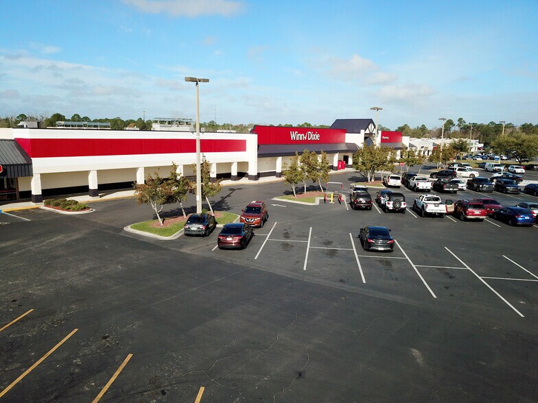 More Photos Of 1458 S 6th St, Macclenny Storefront For Lease