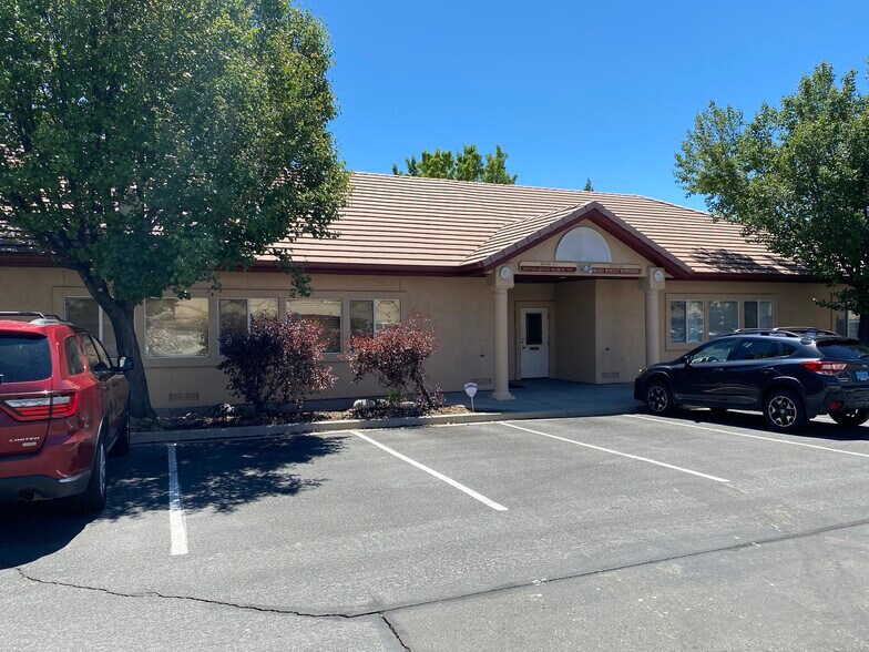 More Photos Of 2115 Green Vista Dr, Sparks Medical For Lease