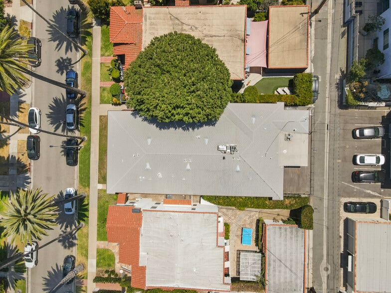 More Photos Of 447 S Palm Dr, Beverly Hills Apartments For Sale