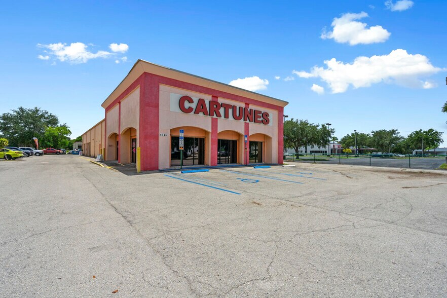 More Photos Of 4145 Fowler St, Fort Myers Auto Repair For Sale