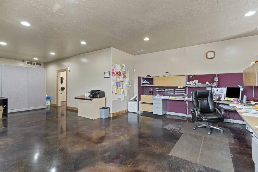 More Photos Of 1545 S 1100 W, Ogden Warehouse For Lease