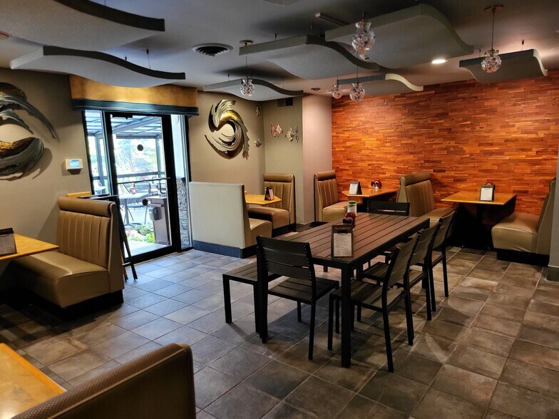 More Photos Of 2545 Niagara Falls Blvd, Buffalo Restaurant For Sale