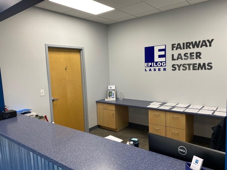 More Photos Of 950 Transport Dr, Valparaiso Flex For Sale